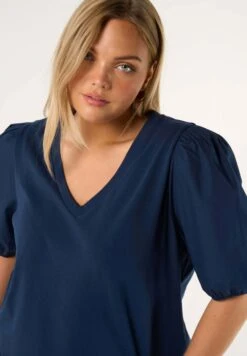 Met Pofmouwen - Blouse - Navy Blue 11 Met Pofmouwen - Blouse - Navy Blue -Ms Mode 5ce6f7e6c01e4c12b54ee4fb3f2e10e9 scaled