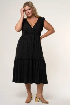 Robe Midi Avec Broderie