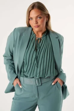 Chemisier Sans Manches Avec Détails Plissés