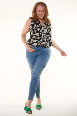 Tregging Avec Détail