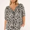 Not Translated - Blouse - Multi Black White